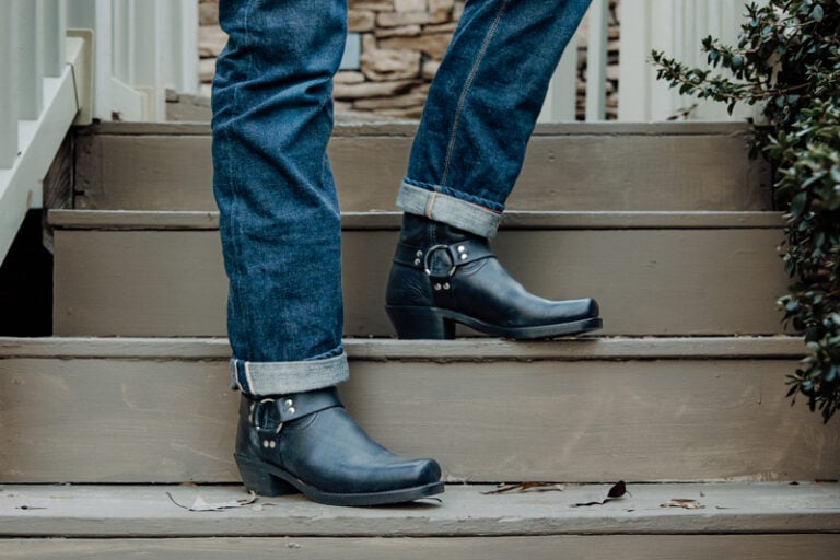 Frye Boots Sizing Guide (2023) Do Frye Boots Run Big?