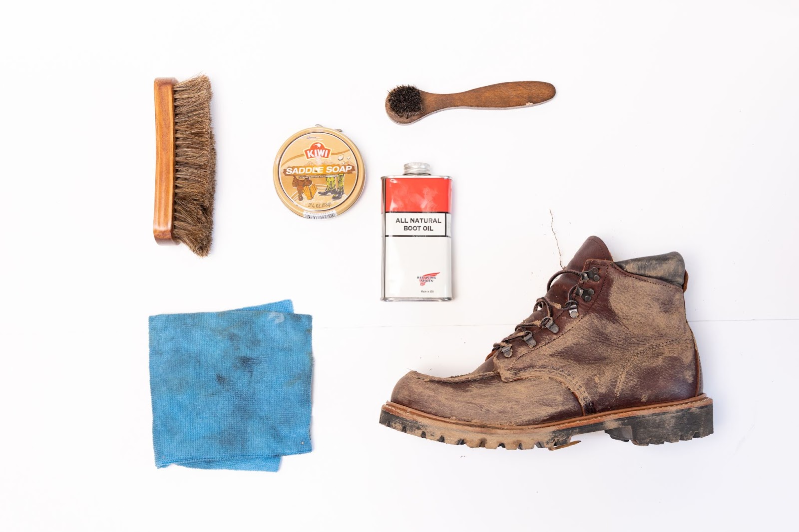 5 Best Leather Conditioners for Boots I Tested 11 Types